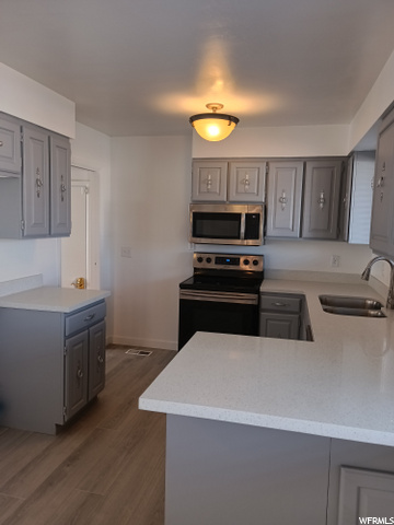556 E Floyd Dr, Sandy, UT 84070 — photo 7
