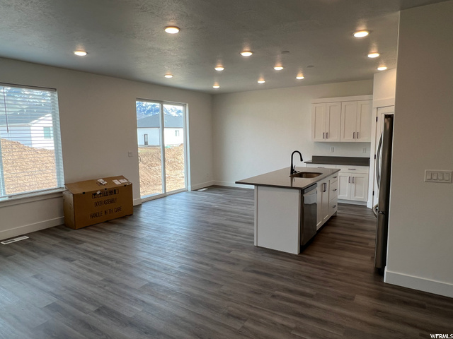 537 S 655 E, Hyrum, UT 84319 — photo 6