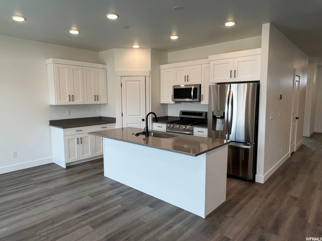 537 S 655 E, Hyrum, UT 84319 — photo 2
