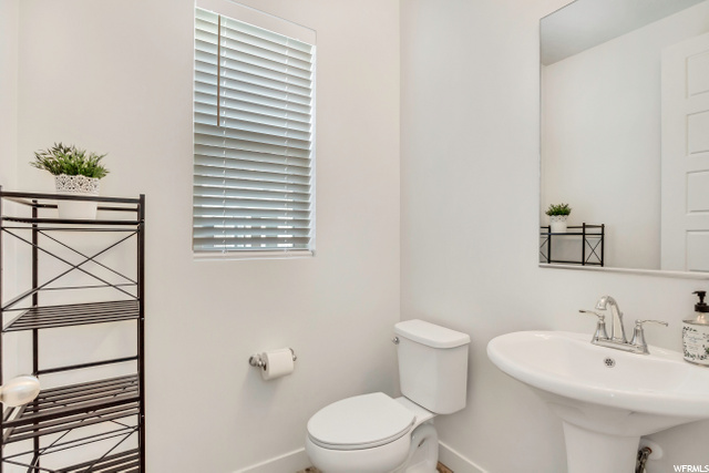 Downstairs Half Bathroom
