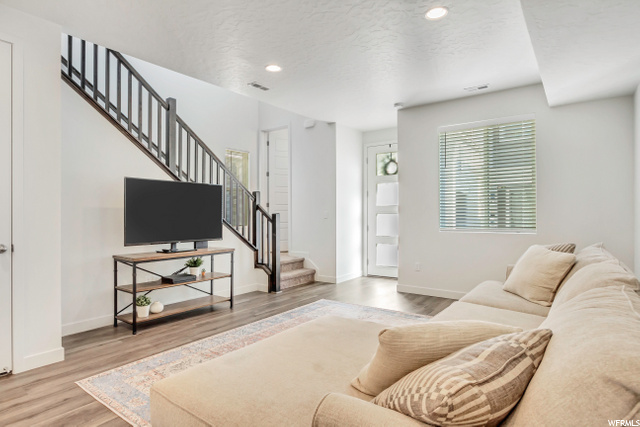 Large Main Living Area