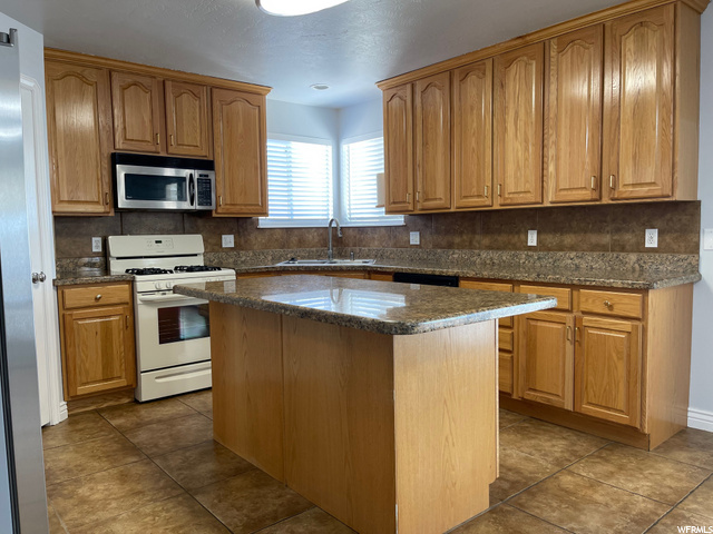 1670 E 440 S, Price, UT 84501 — photo 9