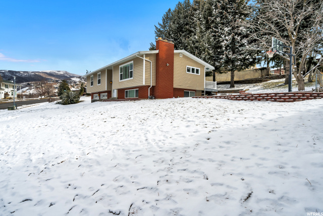 1352 Chokechery Dr, Bountiful, UT 84010 — photo 2