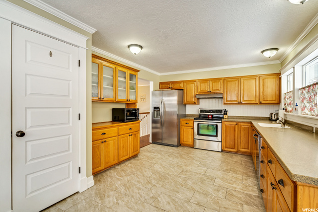 1352 Chokechery Dr, Bountiful, UT 84010 — photo 12