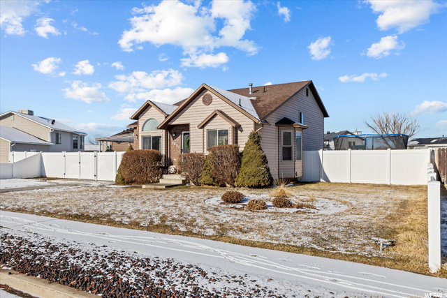 5035 Midland Dr, Roy, UT 84067 — photo 3
