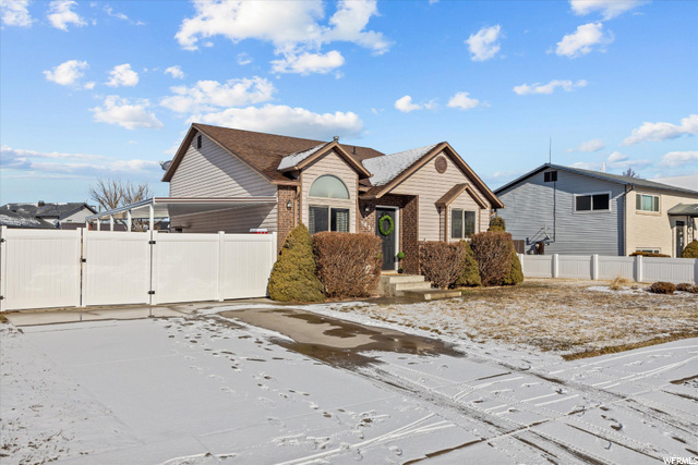 5035 Midland Dr, Roy, UT 84067 — photo 2