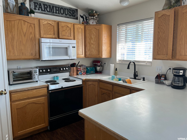 5464 S 4125 W, Roy, UT 84067 — photo 8