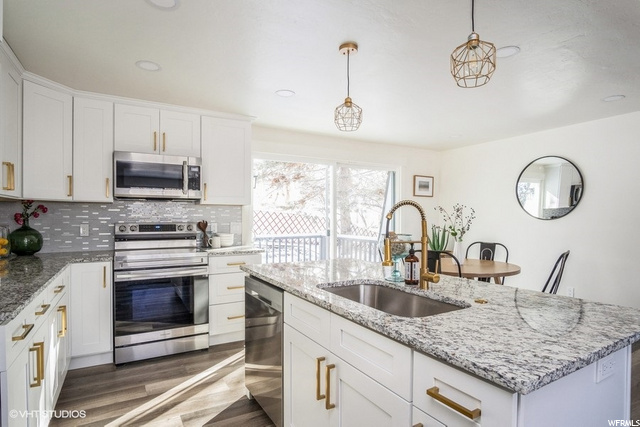 8485 S 1575 E, Sandy, UT 84093 — photo 9