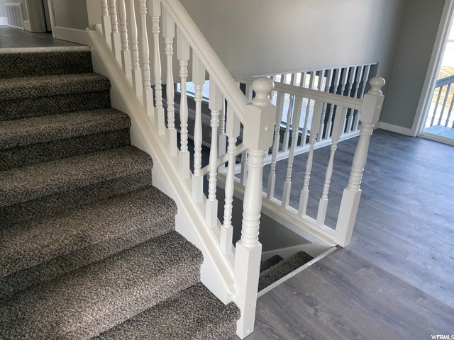 672 W 950 N, Clinton, UT 84015 — photo 10