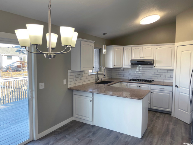 672 W 950 N, Clinton, UT 84015 — photo 2