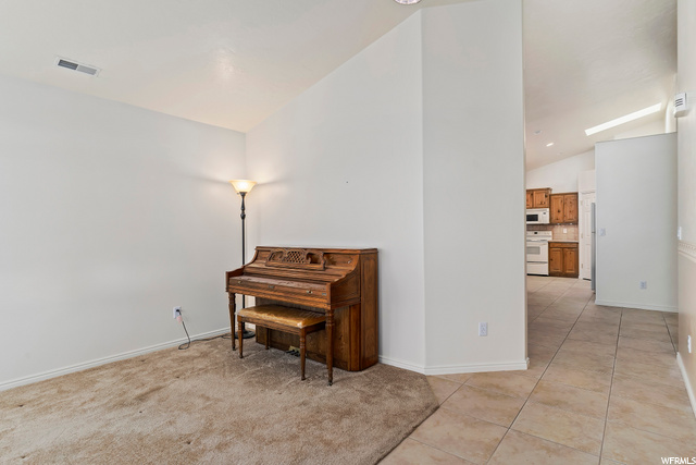 873 W 1570 N, Clinton, UT 84015 — photo 2
