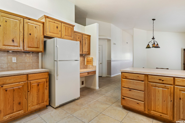 873 W 1570 N, Clinton, UT 84015 — photo 8