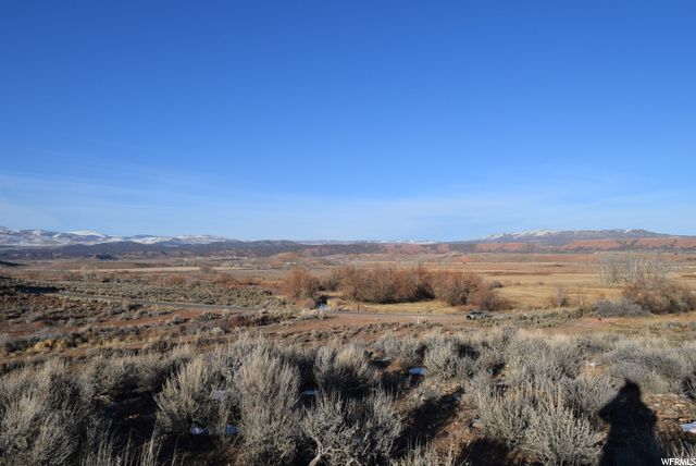 7130 E 8500 N, Lapoint, UT 84039 — photo 3