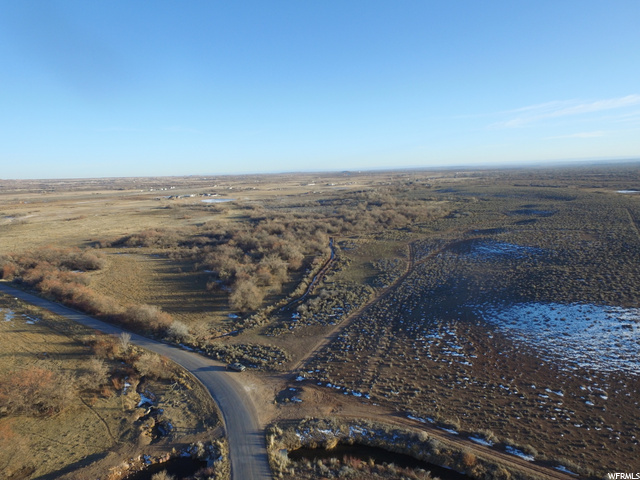 7130 E 8500 N, Lapoint, UT 84039 — photo 12