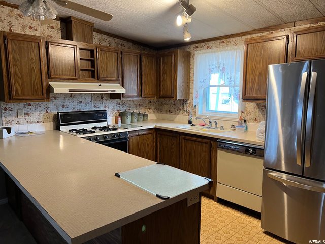 1829 E Main St, Wellington, UT 84542 — photo 5
