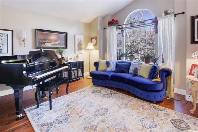 1826 E Hayes Dr, Layton, UT 84040 — photo 3