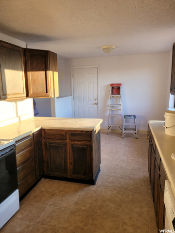 1241 N 450 W, Sunset, UT 84015 — photo 11