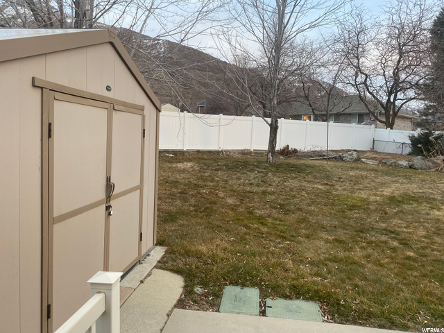 661 S Mountain Rd, Fruit Heights, UT 84037 — photo 3