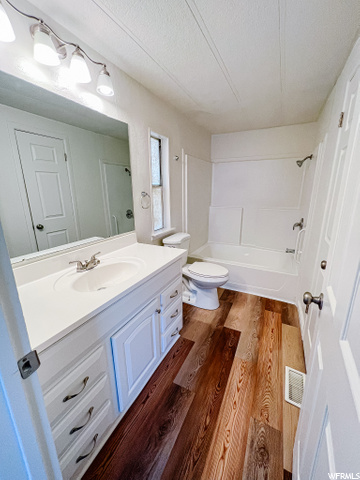 75 W 250 N, Clearfield, UT 84015 — photo 2