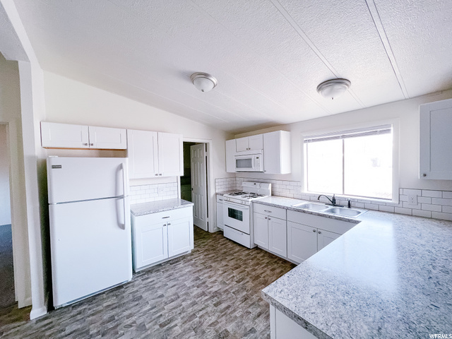 75 W 250 N, Clearfield, UT 84015 — photo 9