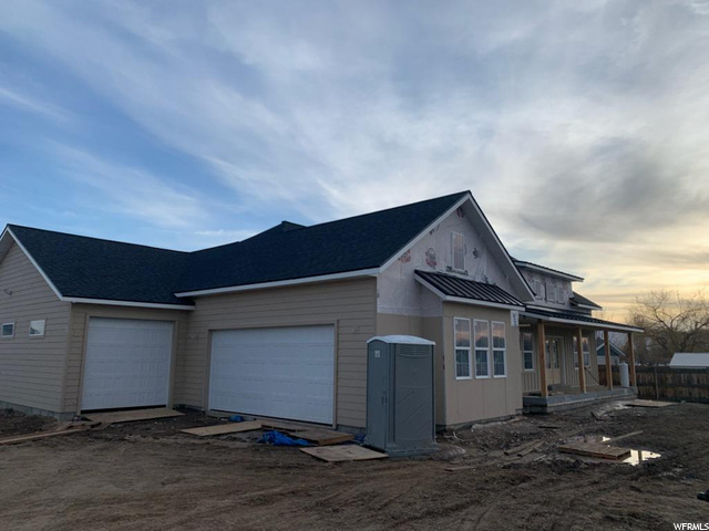 856 E Center St, Grace, ID 83241 — photo 2