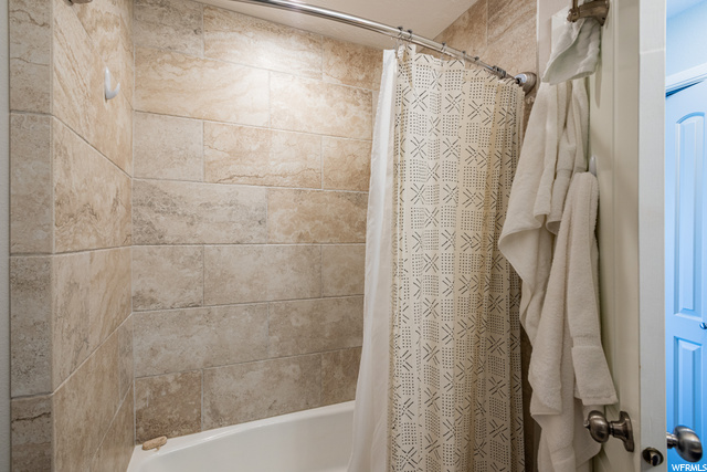 8766 S 620 E, Sandy, UT 84070 — photo 11