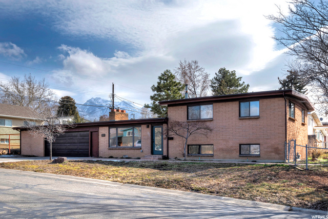 2200 E 7110 S, Cottonwood Heights, UT 84121