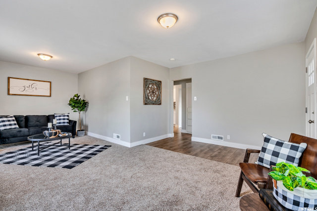 86 Beacon Ave, Layton, UT 84041 — photo 4