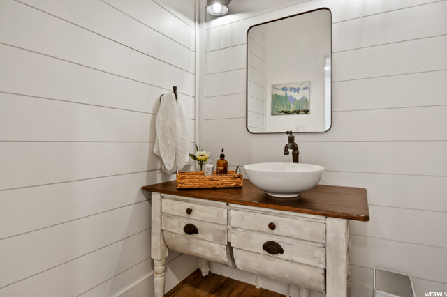 powder bath