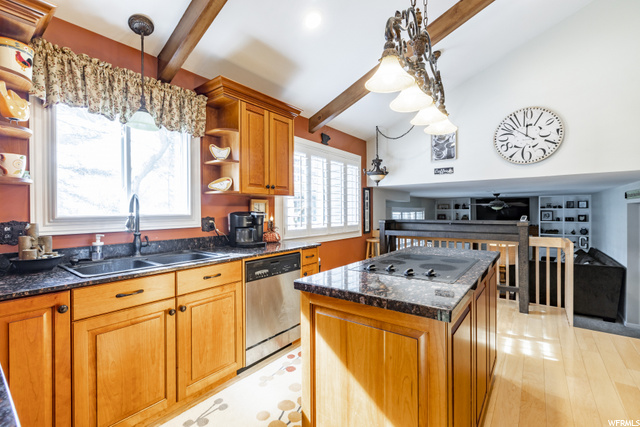 2732 E 9725 S, Sandy, UT 84092 — photo 8
