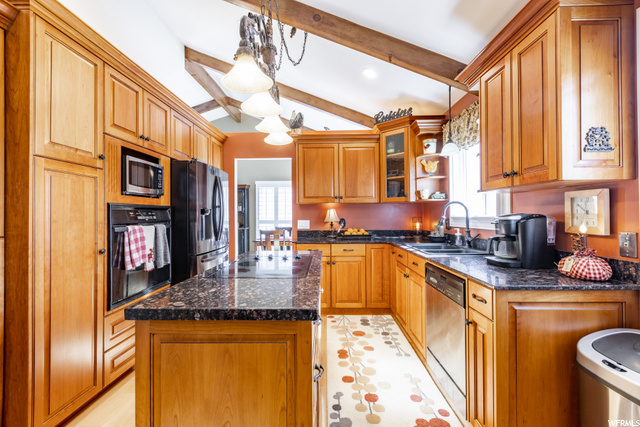 2732 E 9725 S, Sandy, UT 84092 — photo 7