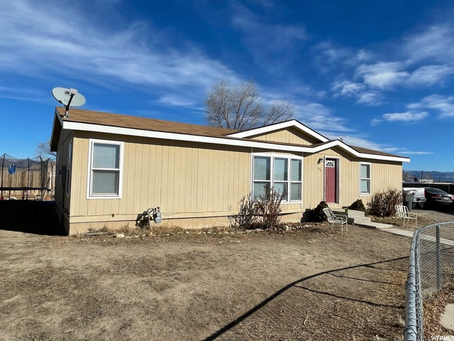 797 E Maple St, Wellington, UT 84542 — photo 2