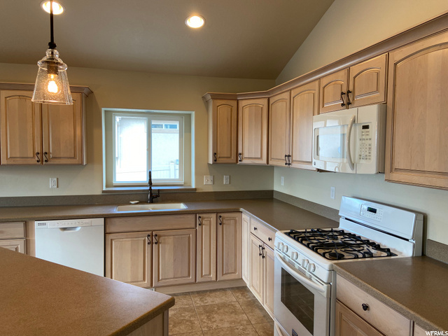 5639 S 3100 W, Roy, UT 84067 — photo 6