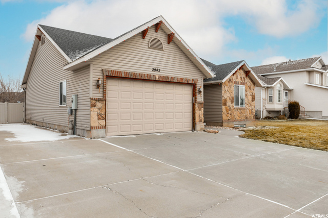 2942 W 1950 N, Clinton, UT 84015 — photo 2