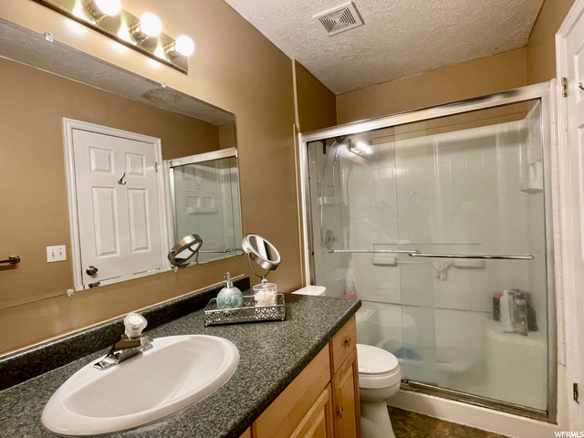 shower bathoroom