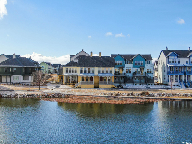 Gorgeous Waterfront Townhome