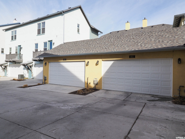 2 Car Garage