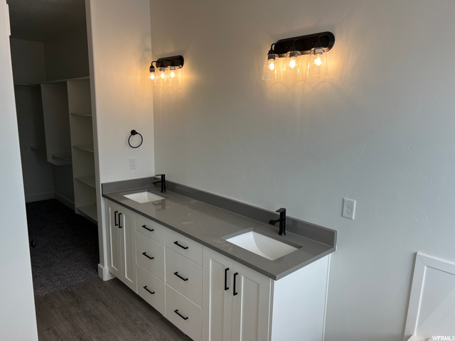 561 S 655 E, Hyrum, UT 84319 — photo 9