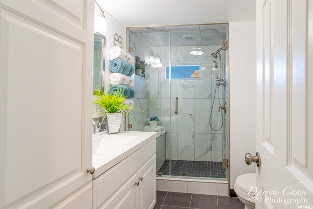 2nd bathroom shower