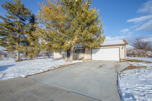 43 S 400 E, Levan, UT 84639 — photo 3