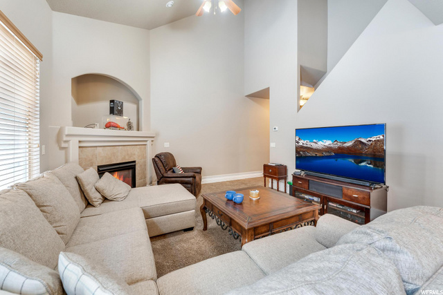 326 E Nechatel Dr, Draper, UT 84020 — photo 6