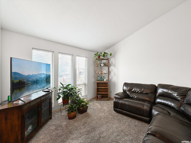 658 W 1520 N, Clinton, UT 84015 — photo 2
