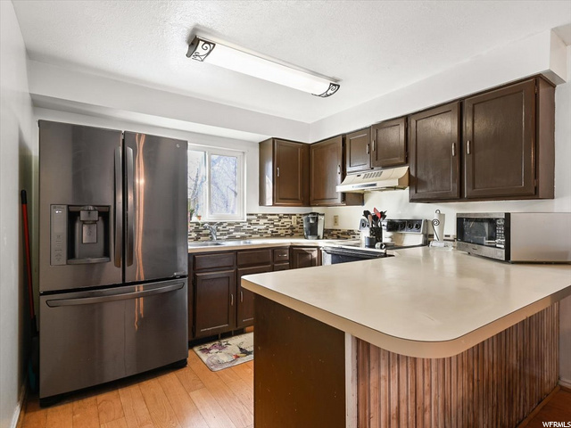 658 W 1520 N, Clinton, UT 84015 — photo 5