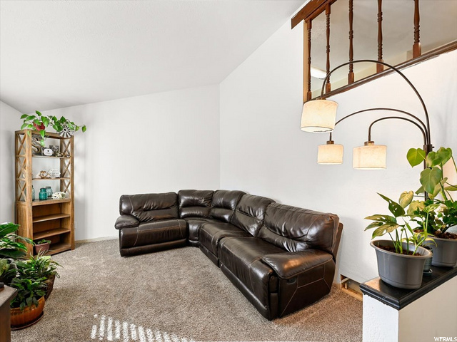 658 W 1520 N, Clinton, UT 84015 — photo 3