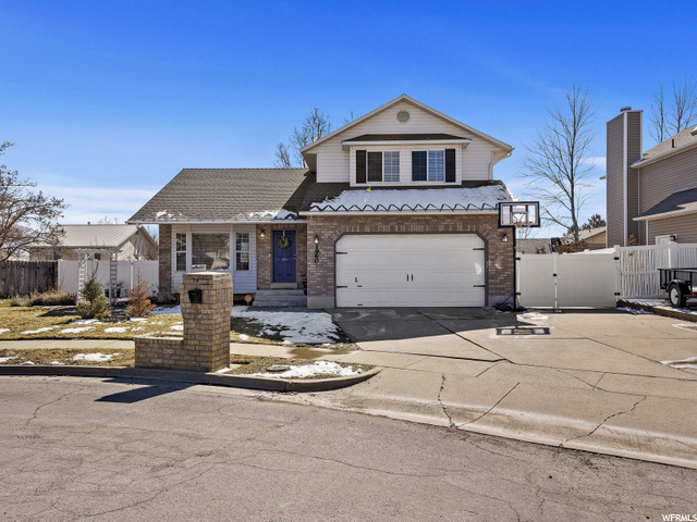 1960 E 2125 N, Layton, UT 84040 — photo 2