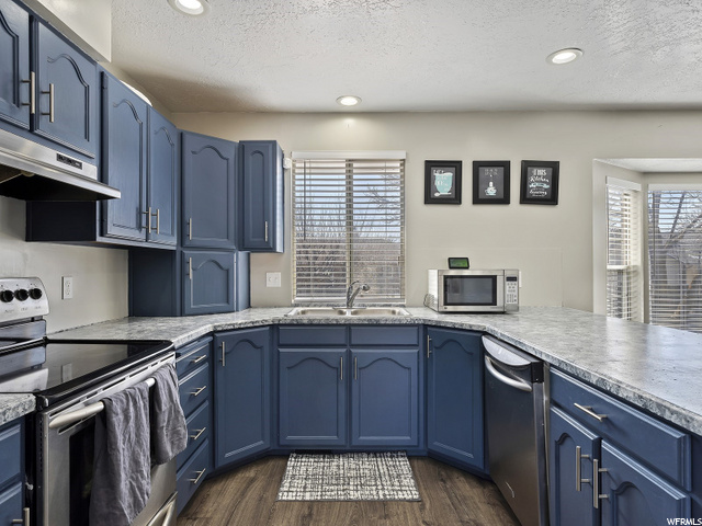 1960 E 2125 N, Layton, UT 84040 — photo 9