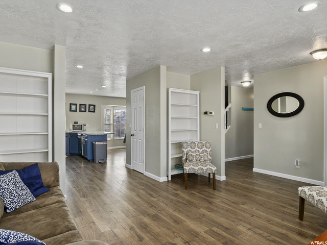 1960 E 2125 N, Layton, UT 84040 — photo 5
