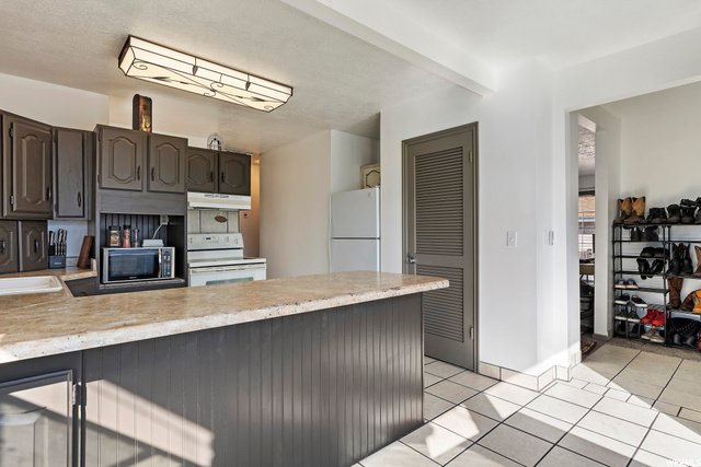 536 8th St, Ogden, UT 84404 — photo 9