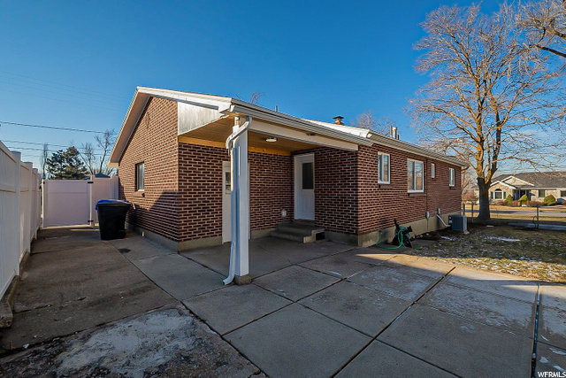 131 E 100 S, Centerville, UT 84014 — photo 7
