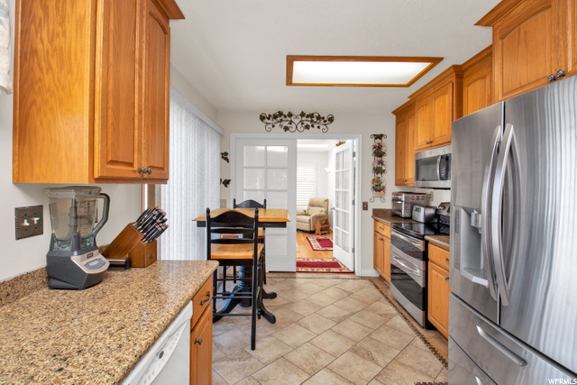 4055 S 2175 W, Roy, UT 84067 — photo 9